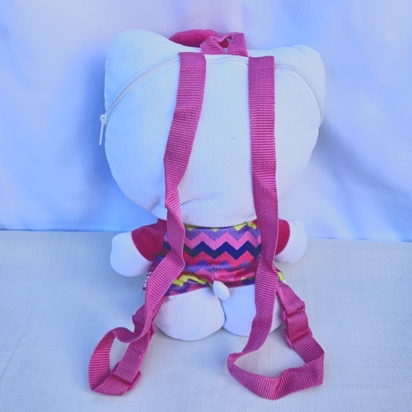 Hello Kitty plush backpack. - Picture 2 of 8